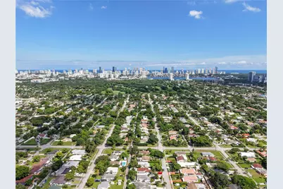 1663 NE 176th St, North Miami Beach, FL 33162 - Photo 42