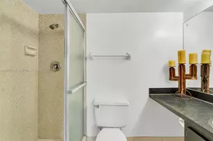 18958 Bob-O-Link Dr, Hialeah, FL 33015 - Photo 10