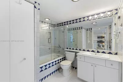 345 Ocean Dr #1012, Miami Beach, FL 33139 - Photo 14