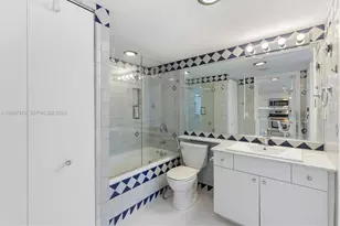 345 Ocean Dr, Miami Beach, FL 33139 - Photo 14