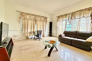 2141 NE 124th St, North Miami, FL 33181 - Photo 12