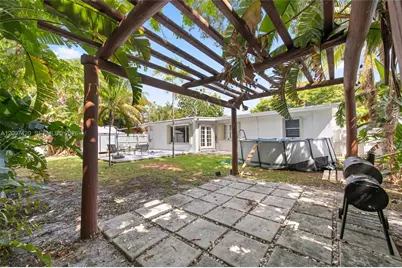 1704 SW 9th St, Fort Lauderdale, FL 33312 - Photo 12