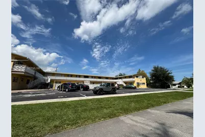 3525 Polk St #17, Hollywood, FL 33021 - Photo 16