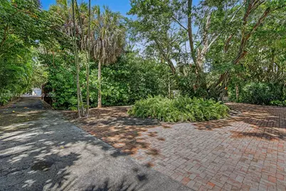 13470 SW 67th Ave, Pinecrest, FL 33156 - Photo 34