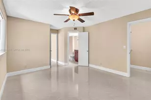 3370 N Pinewalk Dr N, Margate, FL 33063 - Photo 6