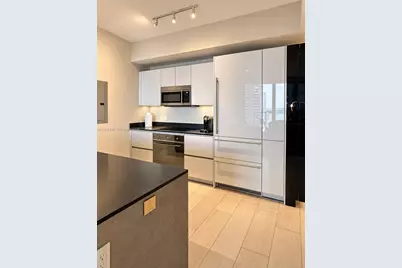 1010 Brickell Ave #3103, Miami, FL 33131 - Photo 4