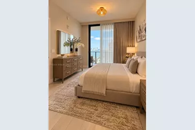 1010 Brickell Ave #3103, Miami, FL 33131 - Photo 8