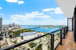398 NE 5th St, Miami, FL 33132 - Photo 6