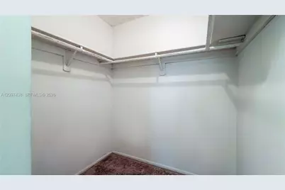 1010 NW 93rd Ter, Pembroke Pines, FL 33024 - Photo 42