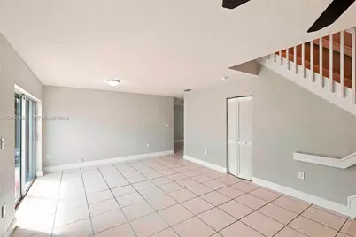 9734 SW 212th St, Cutler Bay, FL 33189 - Photo 6