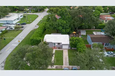 202 NW 92nd St, Miami Shores, FL 33150 - Photo 36