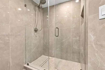 19101 NE 36th Ct #2705, Aventura, FL 33180 - Photo 16