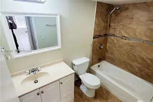 5199 NW 7th St, Miami, FL 33126 - Photo 6