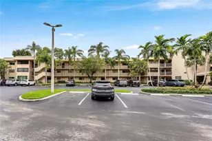 7737 NW 79th Ave, Tamarac, FL 33321 - Photo 2