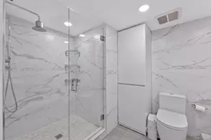 520 Brickell Key Dr, Miami, FL 33131 - Photo 30