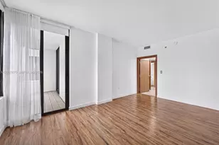 520 Brickell Key Dr, Miami, FL 33131 - Photo 26