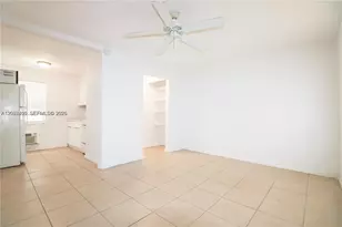716 NE 8th St, Hallandale Beach, FL 33009 - Photo 2