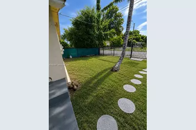 5537 NW 5th Ave #B, Miami, FL 33127 - Photo 8