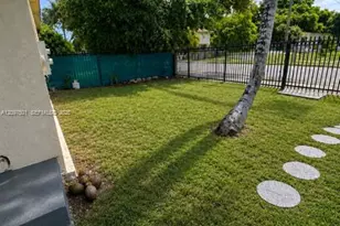 5537 NW 5th Ave, Miami, FL 33127 - Photo 8