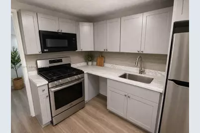 5537 NW 5th Ave #B, Miami, FL 33127 - Photo 2