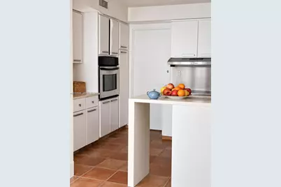 [Address not provided], Miami, FL 33131 - Photo 8