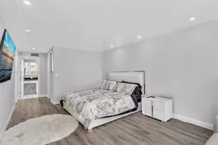 1904 S Ocean Dr, Hallandale Beach, FL 33009 - Photo 24