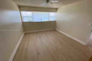7401 NW 85th St, Tamarac, FL 33321 - Photo 10