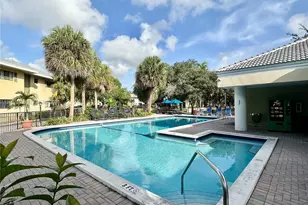 2550 SW 18th Terrace, Fort Lauderdale, FL 33315 - Photo 20