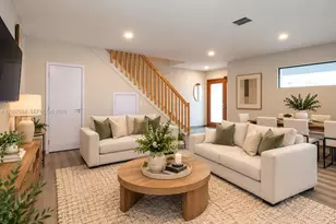 916 NW 8th St, Florida City, FL 33034 - Photo 2