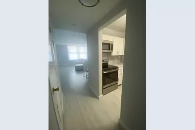 2899 Collins Ave #1743, Miami Beach, FL 33140 - Photo 4