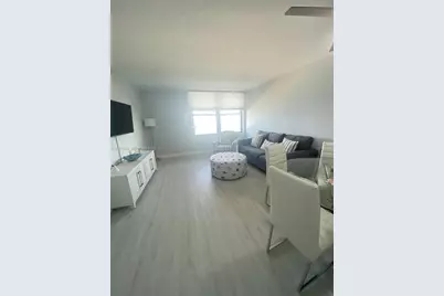 2899 Collins Ave #1743, Miami Beach, FL 33140 - Photo 2