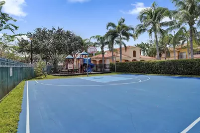 1210 Santa Catalina Ln, North Lauderdale, FL 33068 - Photo 28