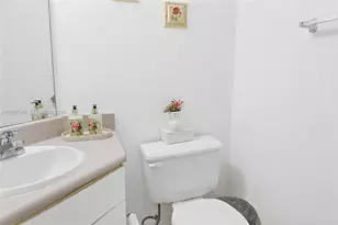 701 Brickell Key Blvd, Miami, FL 33131 - Photo 12