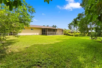 4801 SW 59th Ter, Davie, FL 33314 - Photo 38