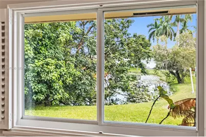 4801 SW 59th Ter, Davie, FL 33314 - Photo 10