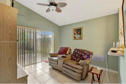 17818 SW 144th Ct, Miami, FL 33177 - Photo 14