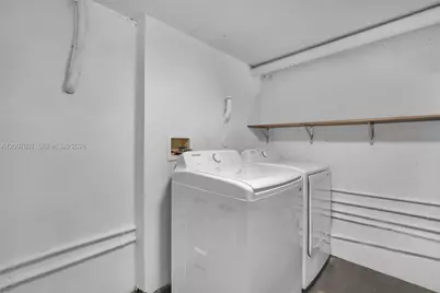 2921 NE 185th St (Remodeled) #1203, Aventura, FL 33180 - Photo 26