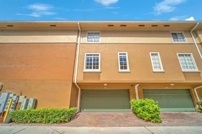 2921 NE 185th St (Remodeled) #1203, Aventura, FL 33180 - Photo 32