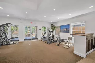 2921 NE 185th St (Remodeled), Aventura, FL 33180 - Photo 28