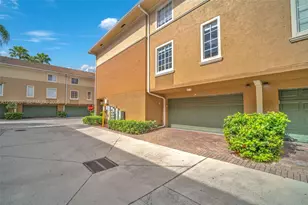 2921 NE 185th St (Remodeled), Aventura, FL 33180 - Photo 32