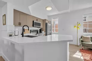 2921 NE 185th St (Remodeled), Aventura, FL 33180 - Photo 4