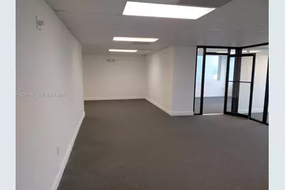1800 SW 1st Ave #407, Miami, FL 33129 - Photo 6