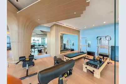 1000 Brickell Plz #2111, Miami, FL 33131 - Photo 44