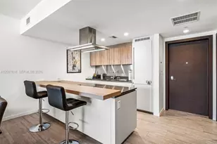 1000 Brickell Plaza, Miami, FL 33131 - Photo 4