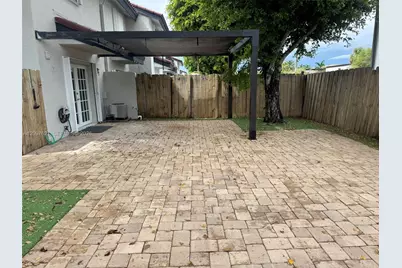 8245 NW 6th Ter #211, Miami, FL 33126 - Photo 8