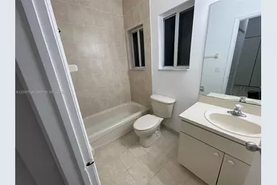 2540 NE 41st Ter, Homestead, FL 33033 - Photo 10