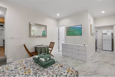 2040 E Hillsboro Blvd #C, Deerfield Beach, FL 33441 - Photo 2