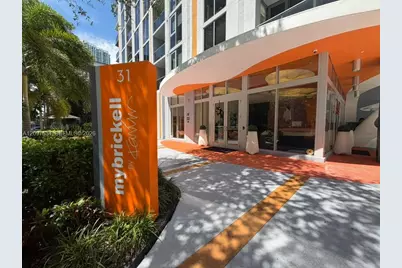 31 SE 6th St #1103, Miami, FL 33131 - Photo 1