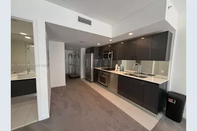 31 SE 6th St #1103, Miami, FL 33131 - Photo 16