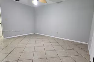 809 NE 214th Ln, Miami, FL 33179 - Photo 10